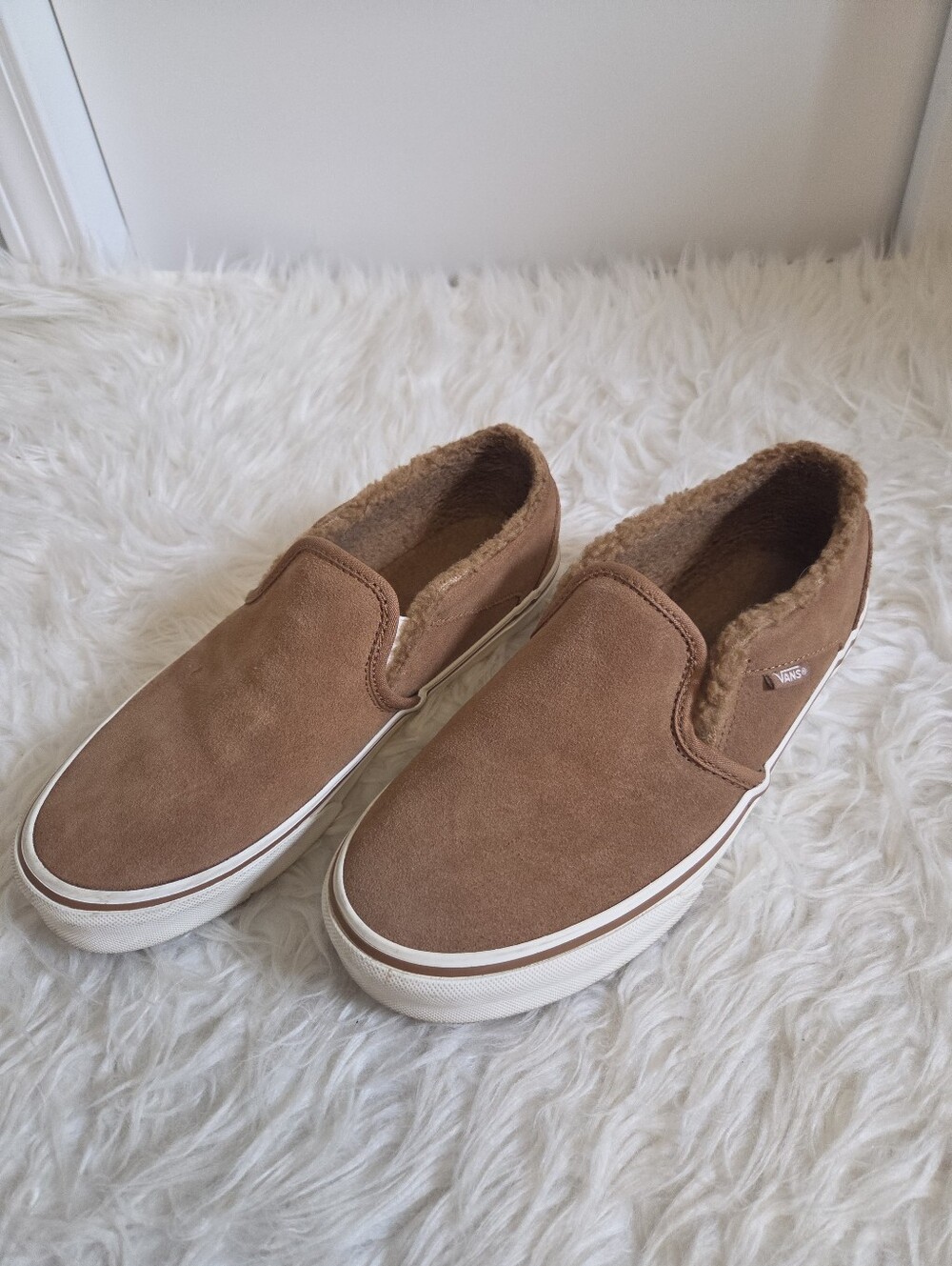 Vans Classic Slip-On Sherpa Lined Suede in Chestnut Brown - Picture 8 of 15